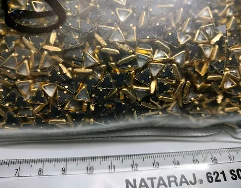 Triangle shape white Kundan stones with gold border (6mm)